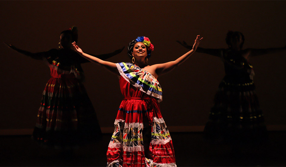 sinaloa costa bailarina brazos abiertos